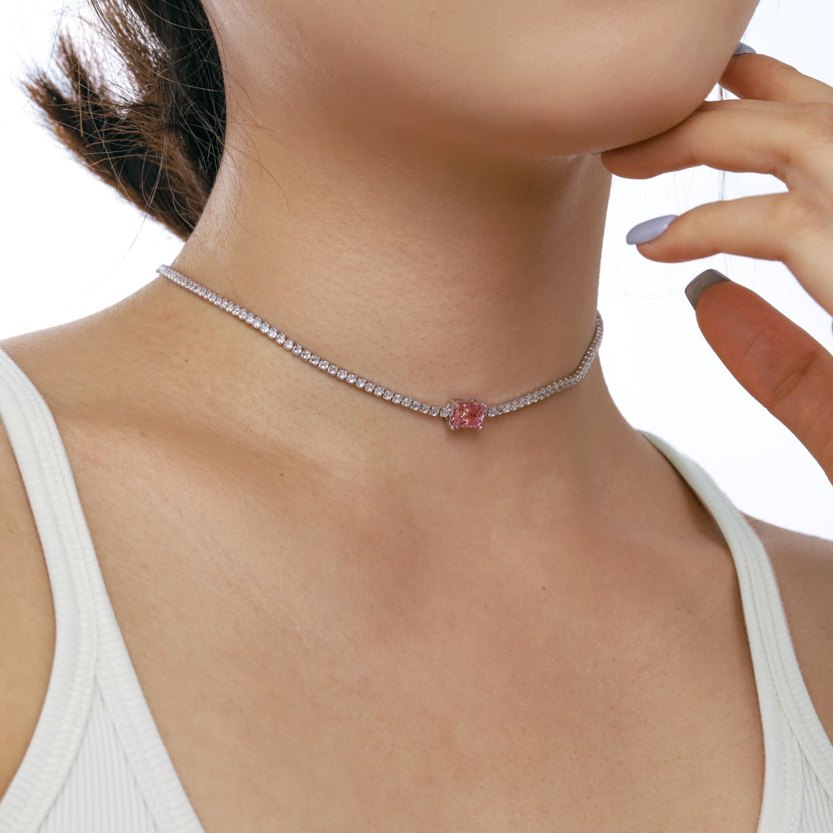 [ELAN LUXE]2.0 carat Ornate Emerald Cut Necklace