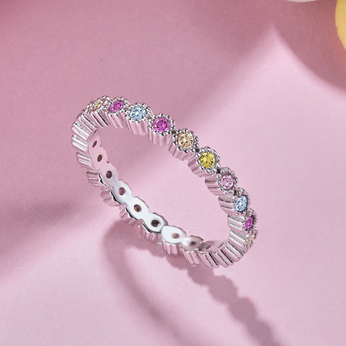 [ELAN LUXE]Unique Scintillating Round Cut Daily Ring
