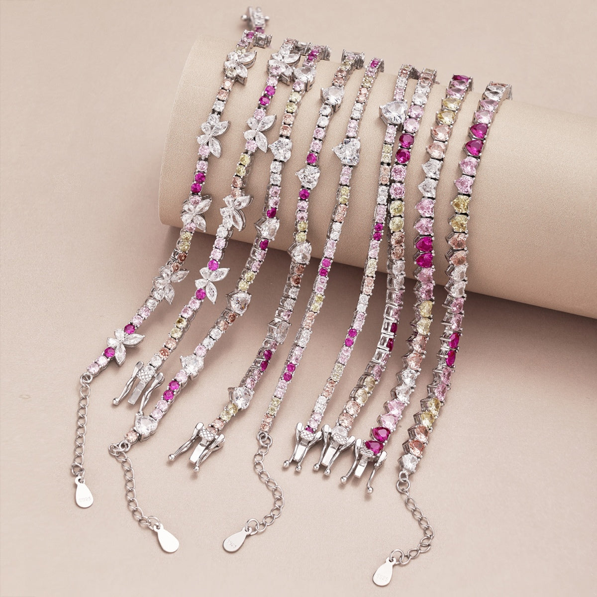 [ELAN LUXE]Ornate Colorful Butterfly Shape Round Cut Daily Bracelet
