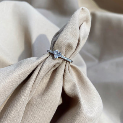 [ELAN LUXE]0.5 Carat CaratEternity Charming Heart Shape Lover Ring