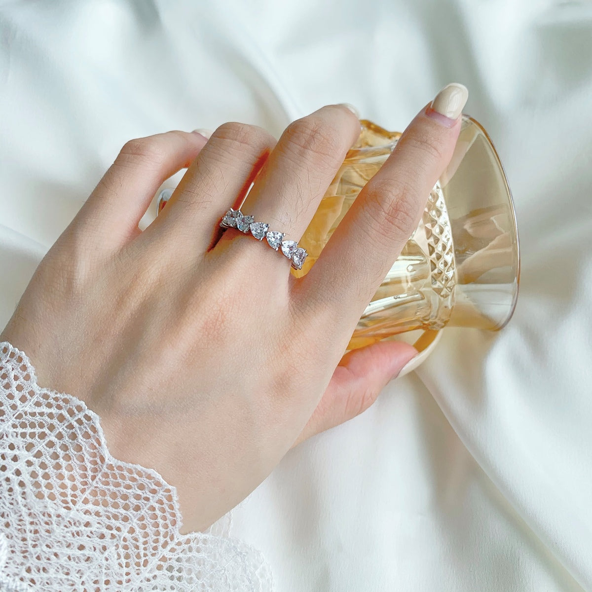 [ELAN LUXE]0.25 Carat Radiant Romance Heart Cut Lover Ring