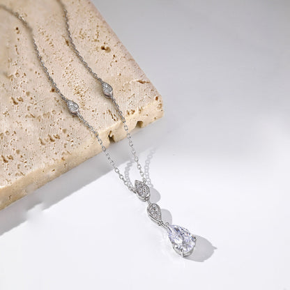 [ELAN LUXE]Dazzling Pear Cut Necklace