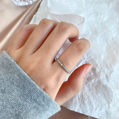 [ELAN LUXE]Delicate Sparkling Round Cut Daily Ring