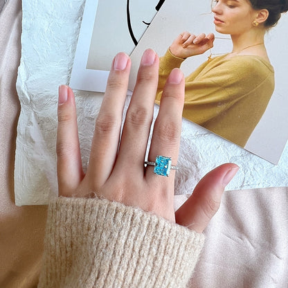 [ELAN LUXE]4.0 Carat Luxurious Engagement Ring