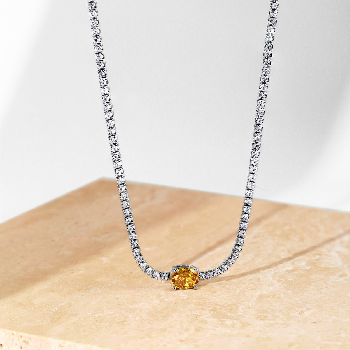 [ELAN LUXE]1.0 Carat Shining Oval Cut Necklace