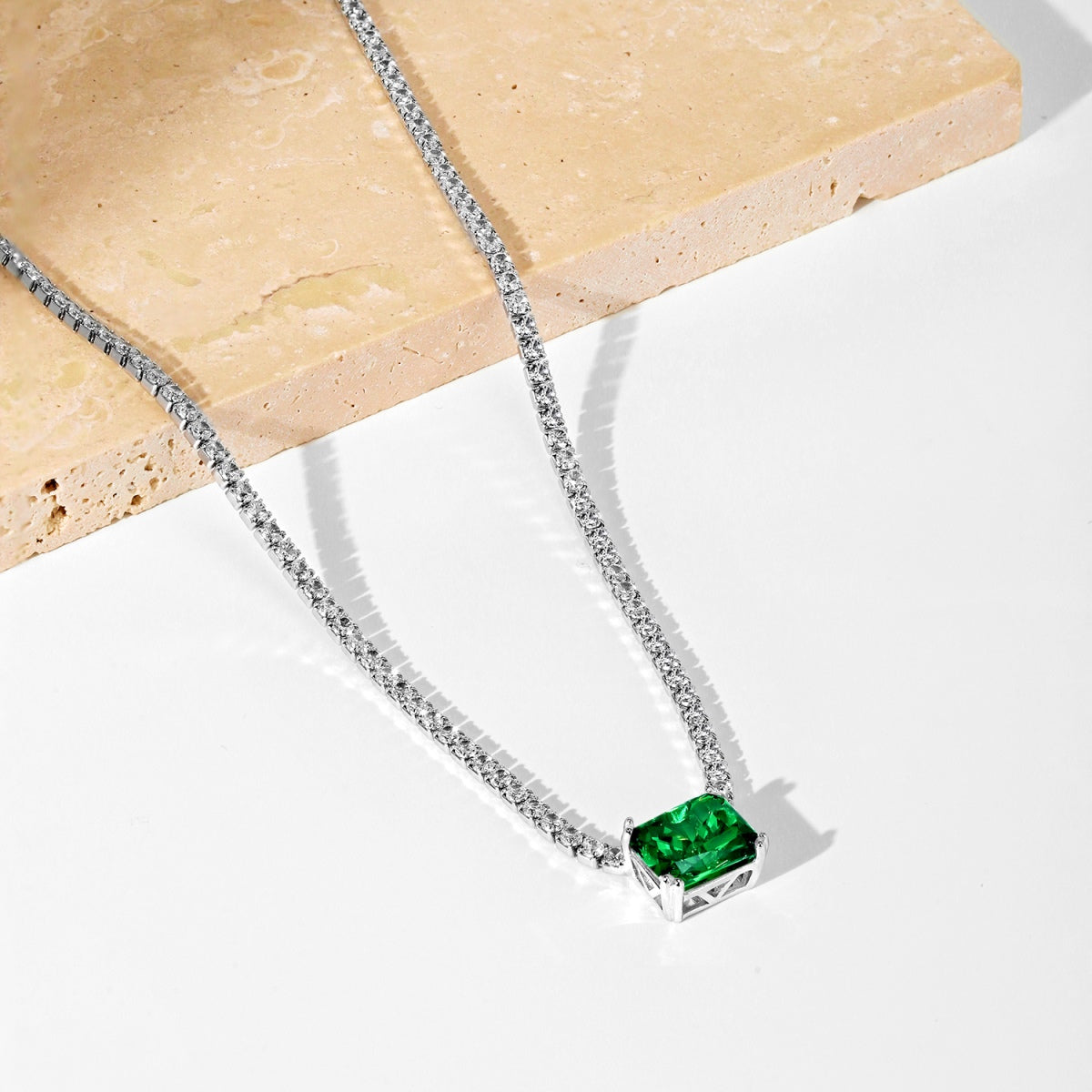[ELAN LUXE]4.0 Carat Elegant Radiant Cut Necklace