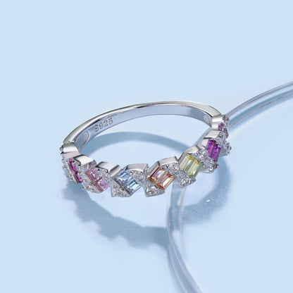 [ELAN LUXE]Delicate Vibrant Emerald Cut Daily Ring
