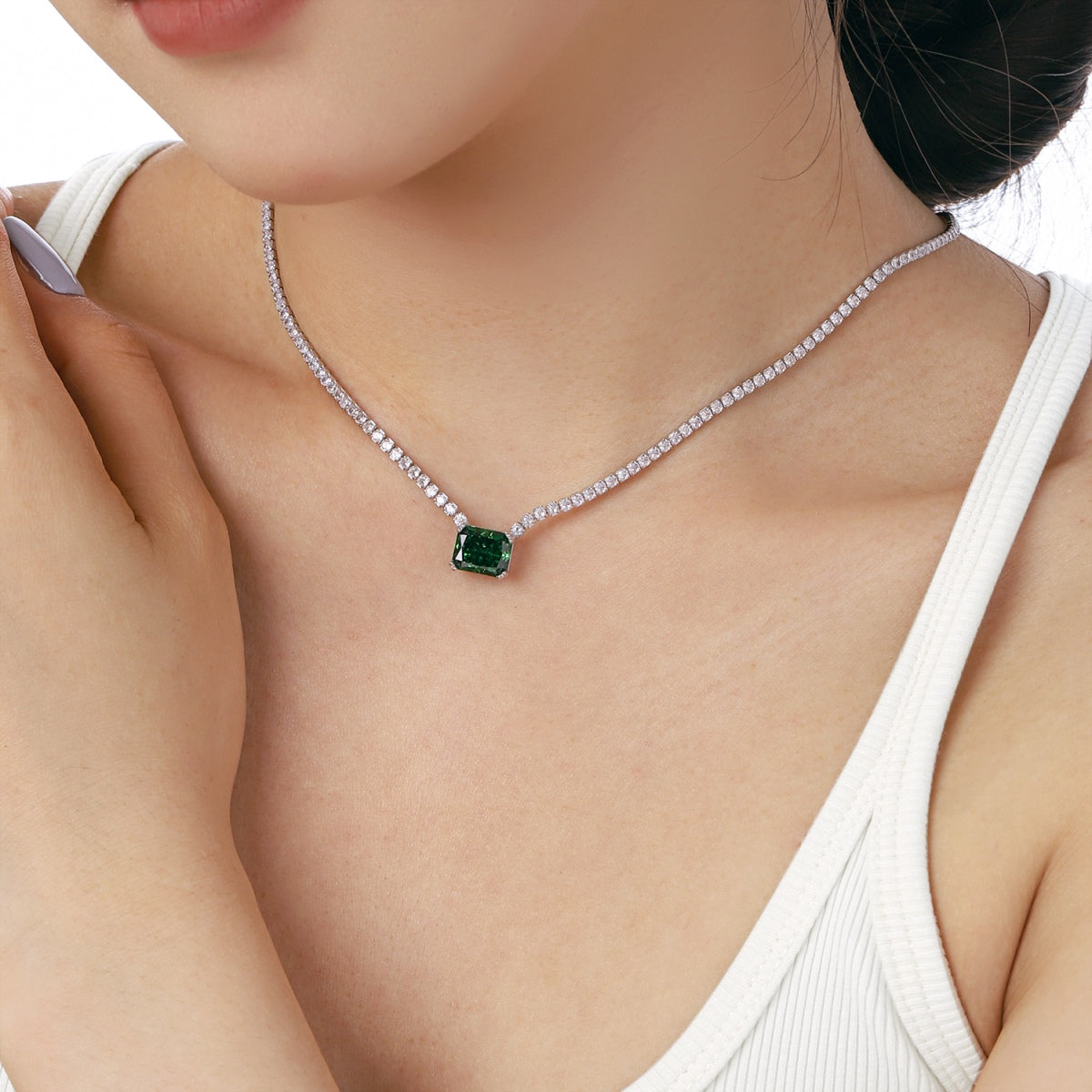 [ELAN LUXE]4.0 Carat Elegant Radiant Cut Necklace