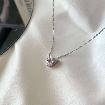 [ELAN LUXE]Heart Shape Main Stone Pendant Collarbone Necklace