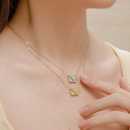 [ELAN LUXE]Envelope Heart Shape Mother's Day Necklace