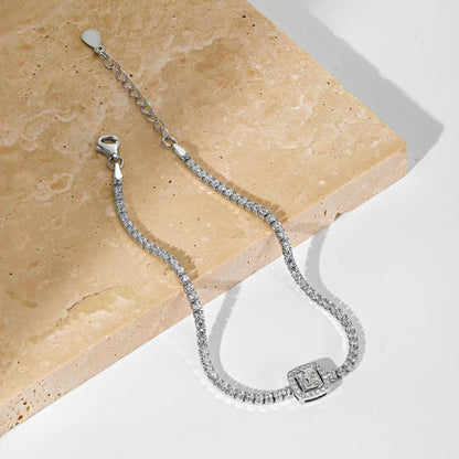 [ELAN LUXE]Luxurious Dazzling Square Shape Banquet Bracelet