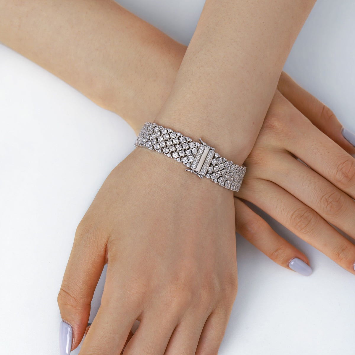 [ELAN LUXE]Ornate Elegant Round Cut Party Bracelet