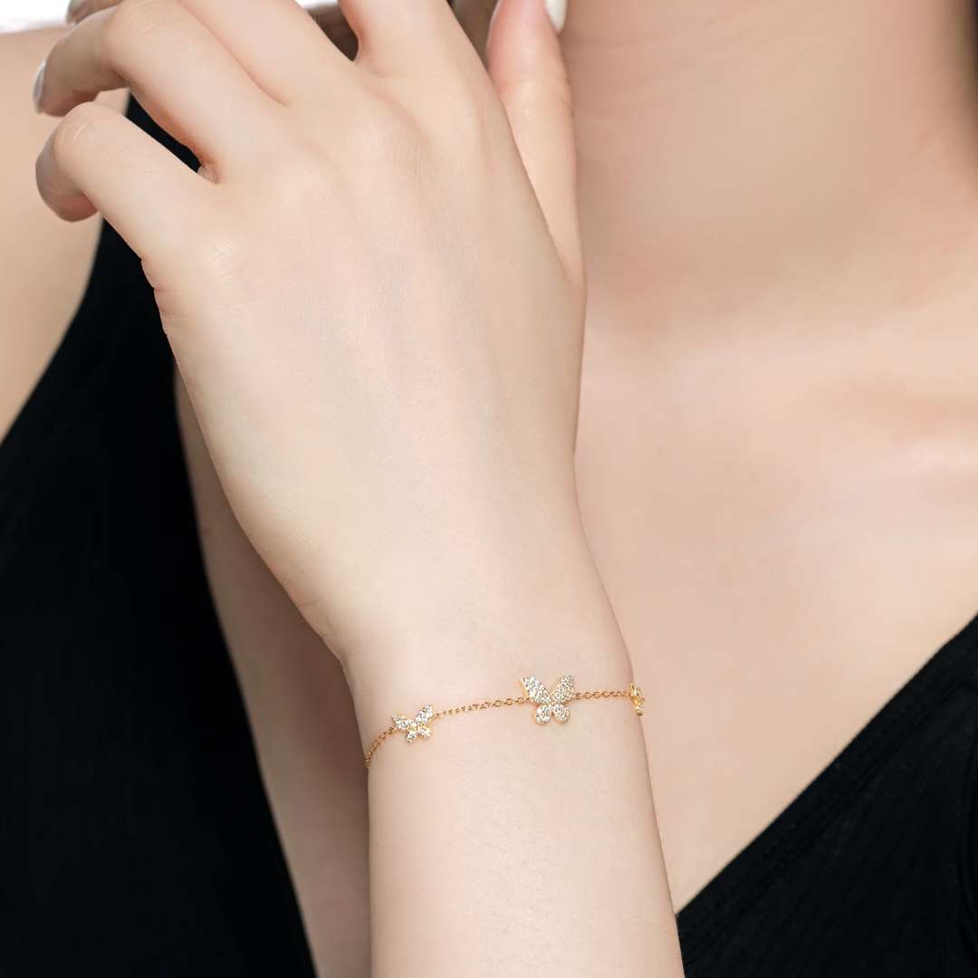 [ELAN LUXE]Delicate Butterfly Pendant Bracelet