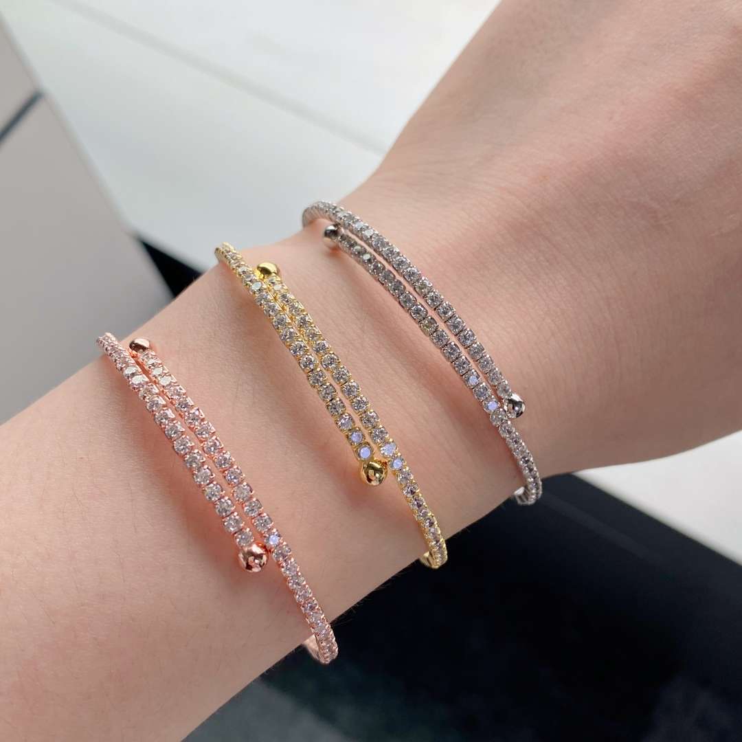 [ELAN LUXE]Row of Diamonds Round Fashion Bracelet