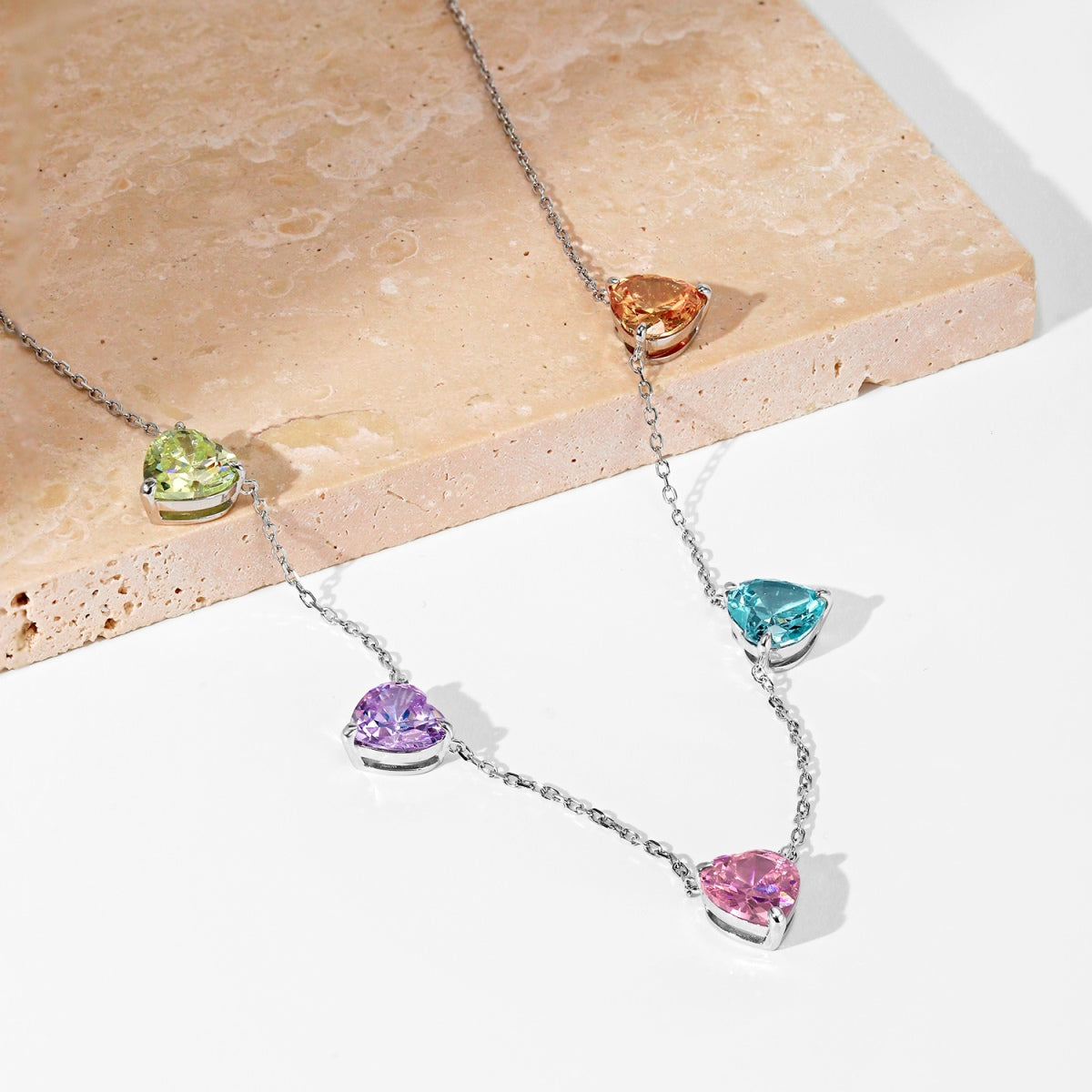 [ELAN LUXE]Sparkling Colorful Heart Cut Necklace