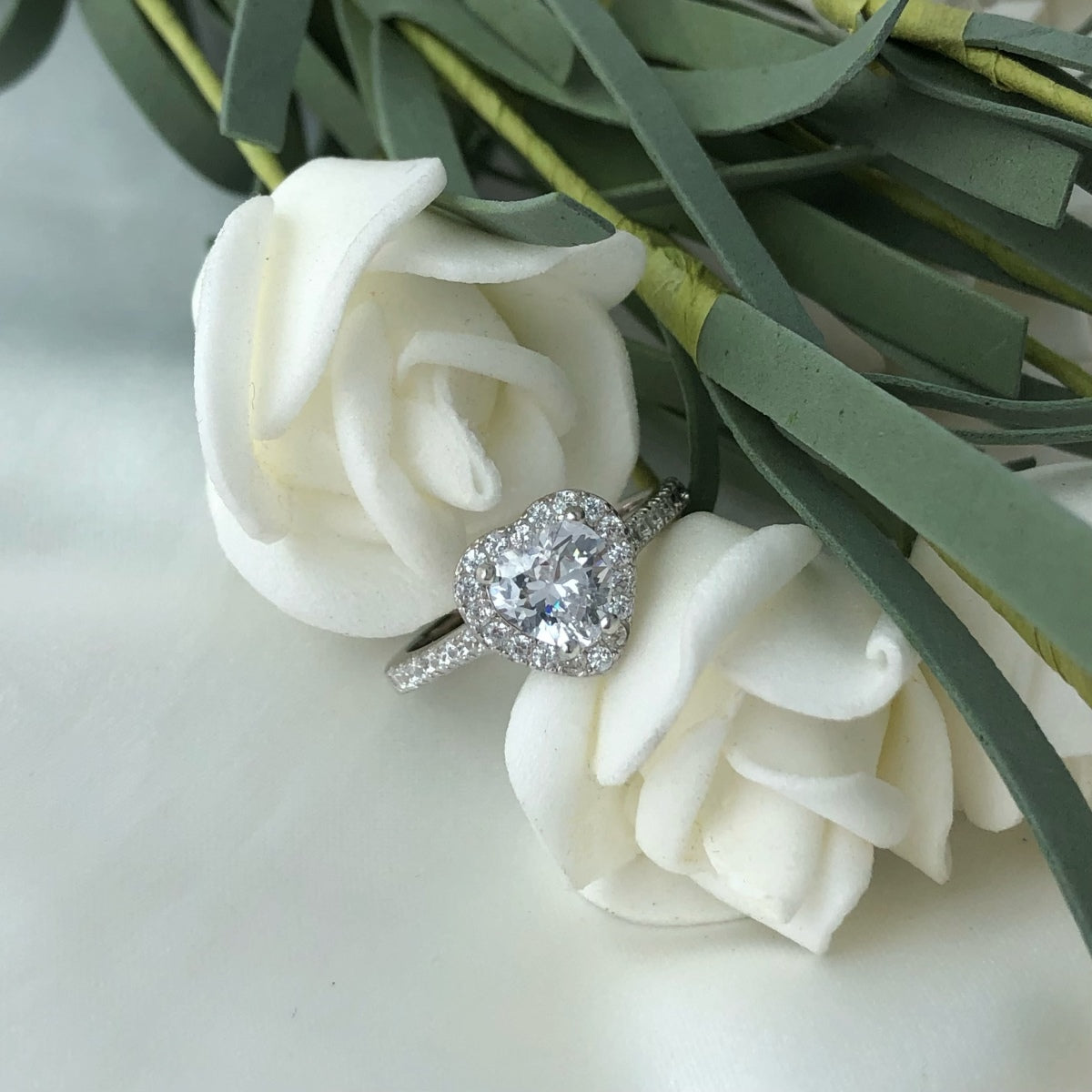 [ELAN LUXE]Eternity Splashy Romantic Heart Shape Lover Ring