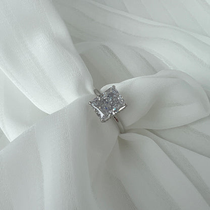 [ELAN LUXE]4.0 Carat Ornate Enchanting Radiand Cut Banquet Ring
