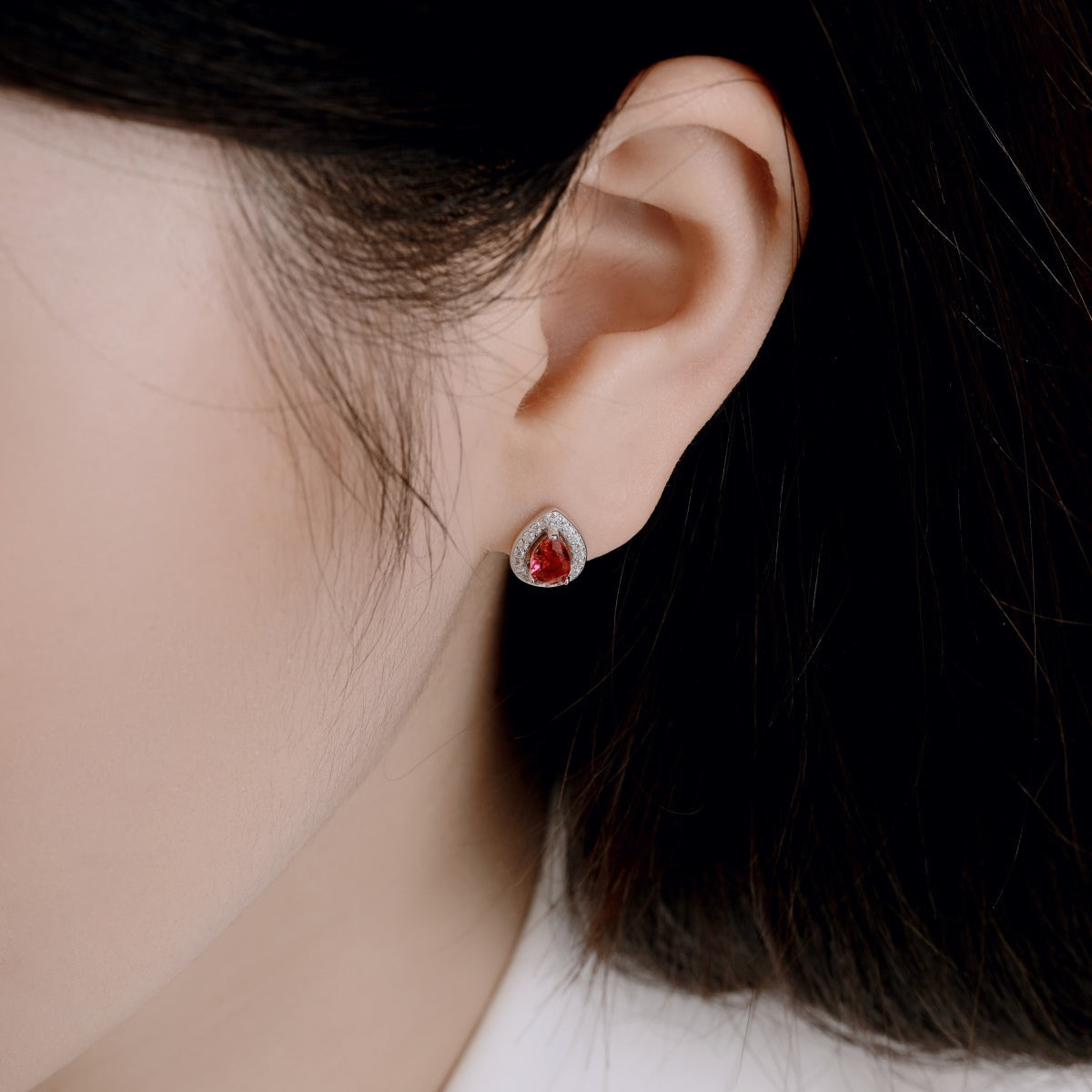 [ELAN LUXE]Luxurious Water Drop Shape Earrings