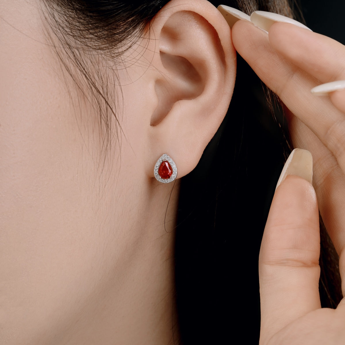[ELAN LUXE]Luxurious Water Drop Shape Earrings