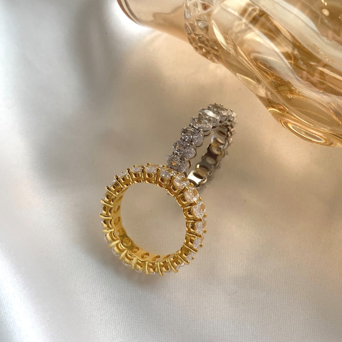 [ELAN LUXE]Ornate Oval Cut Tennis Ring