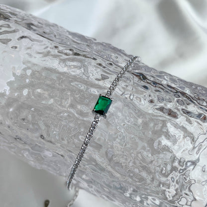 [ELAN LUXE]1.0 Carat Unique Emerald Cut Banquet Bracelet