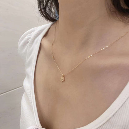 [ELAN LUXE]Delicate Flower Shape Necklace