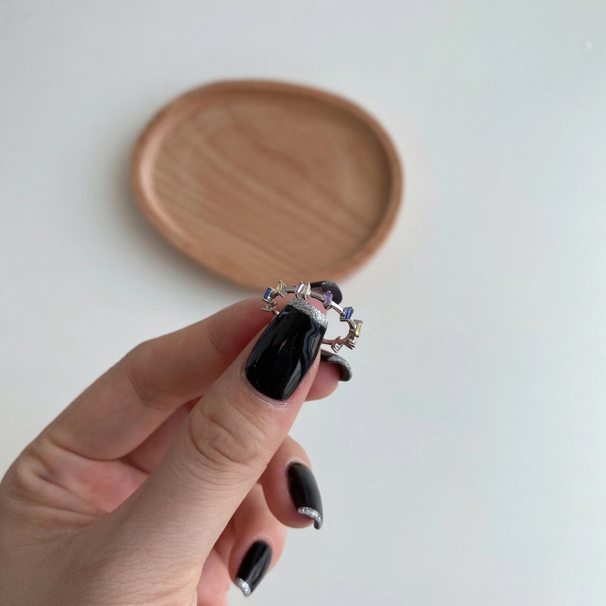 [ELAN LUXE]Unique Trapezoid Cut Daily Ring
