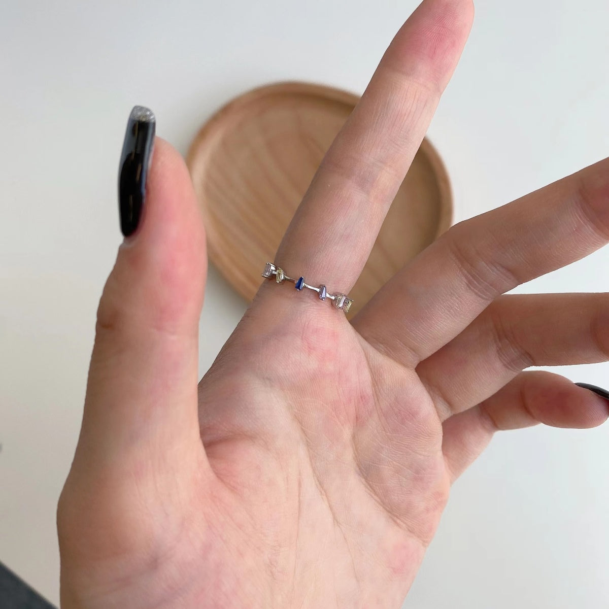 [ELAN LUXE]Unique Trapezoid Cut Daily Ring