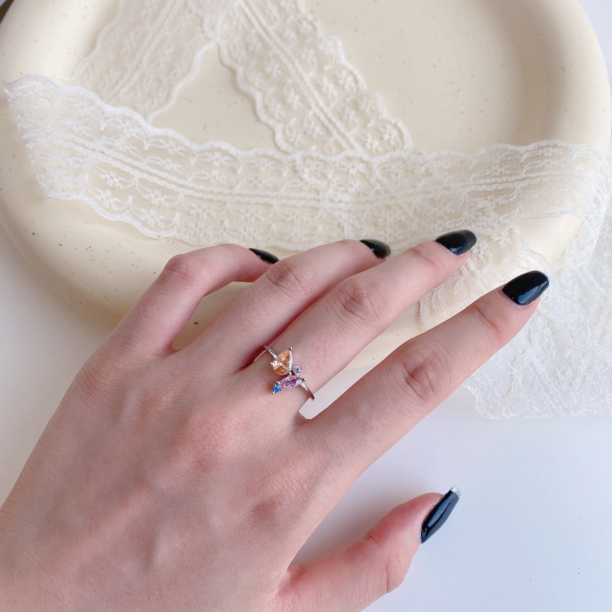 [ELAN LUXE]Radiant Colorful Multi Cut Daily Ring