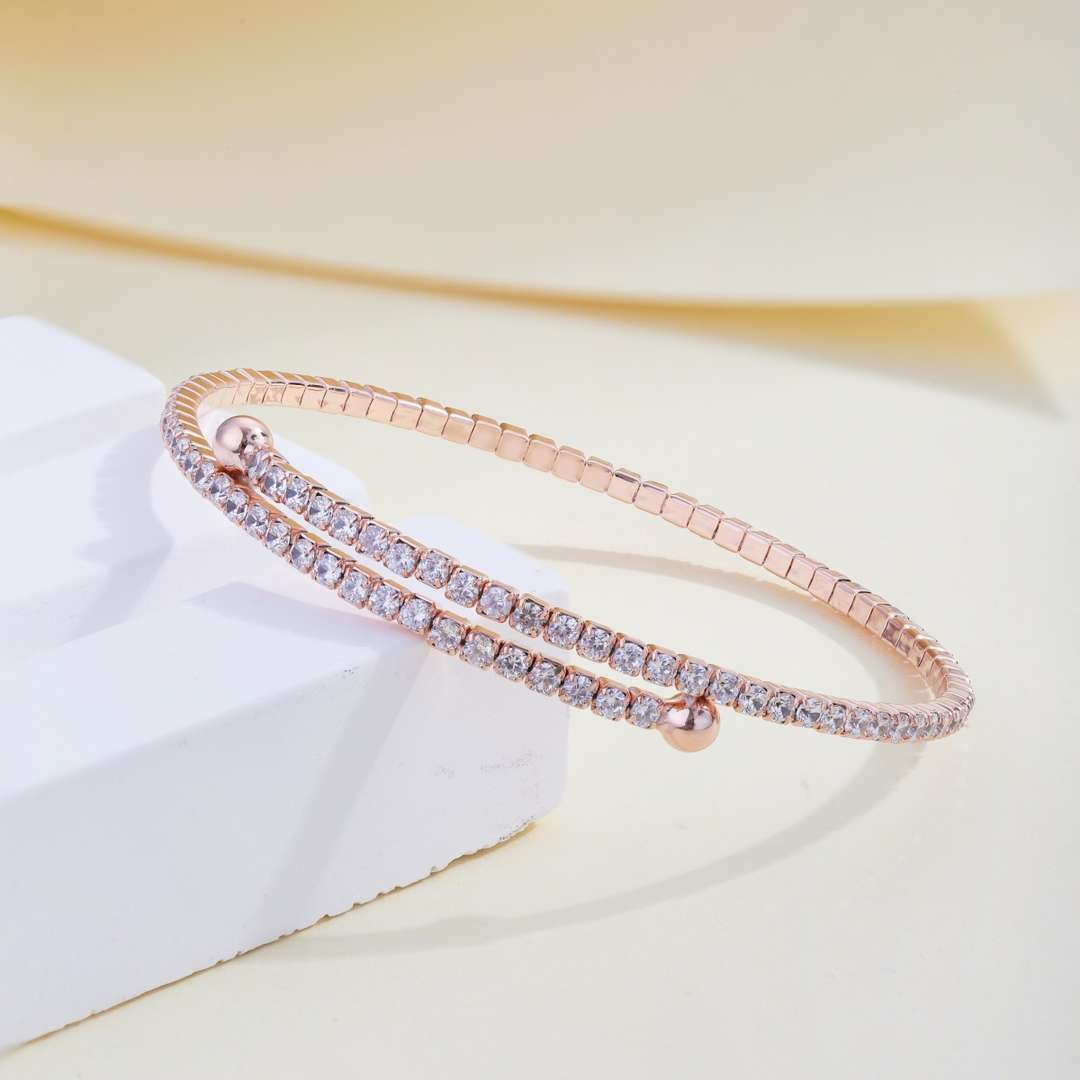 [ELAN LUXE]Row of Diamonds Round Fashion Bracelet