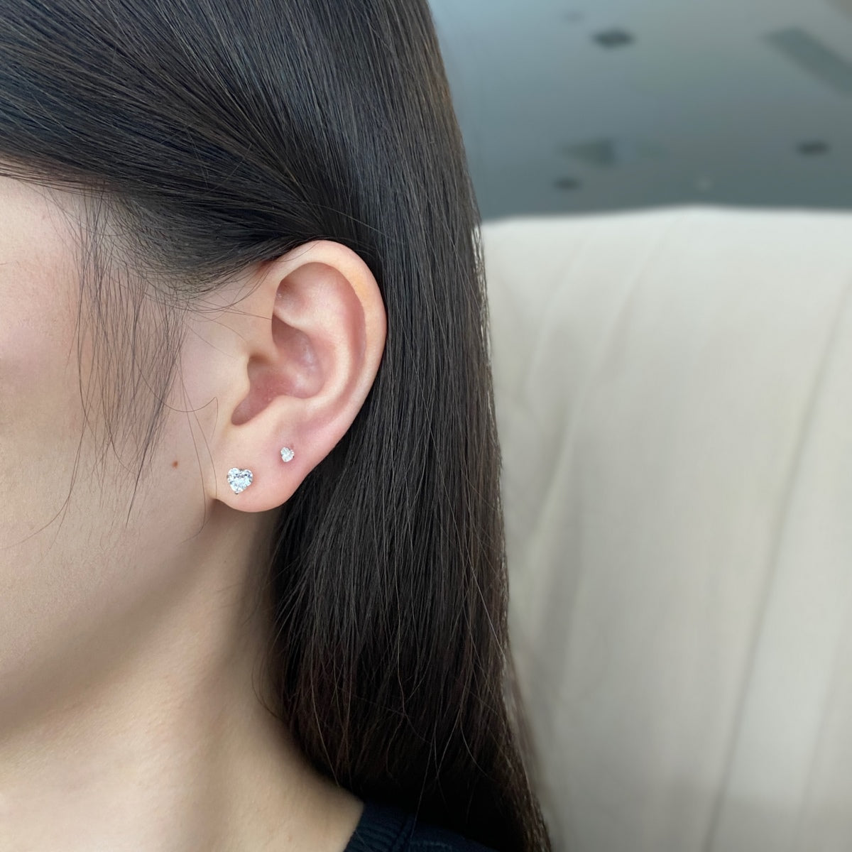 [ELAN LUXE]Sparkling Heart Shaped Simple Earrings