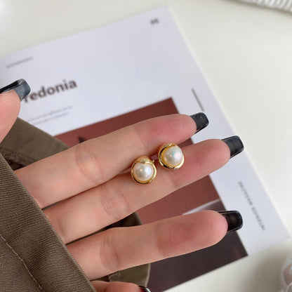 [ELAN LUXE]Dainty Bread Pearl Earrings