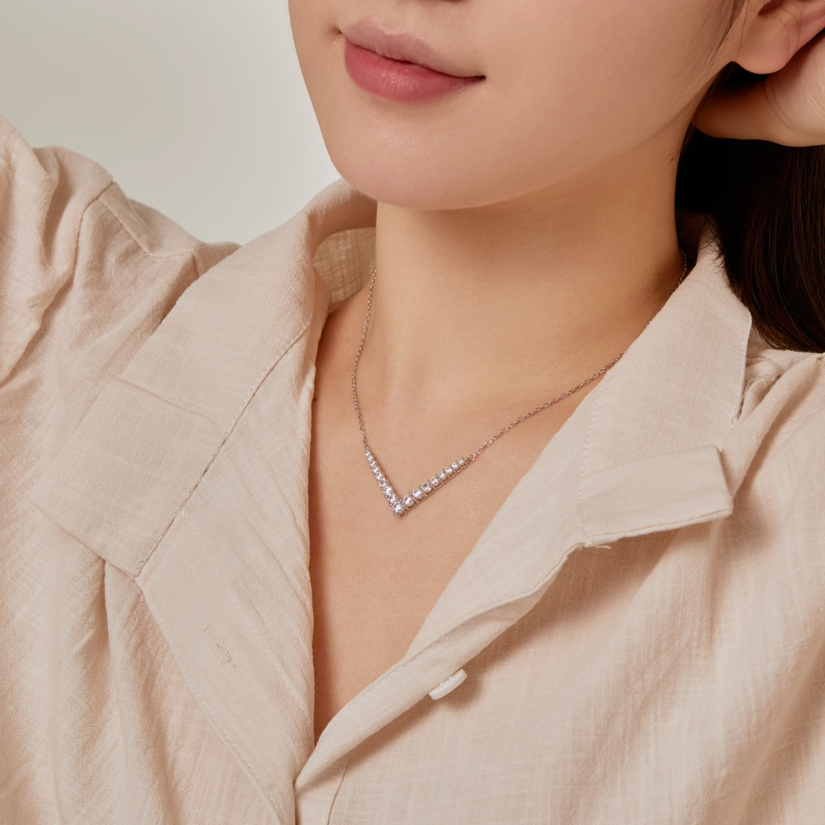 [ELAN LUXE]Ornate Round Cut Necklace
