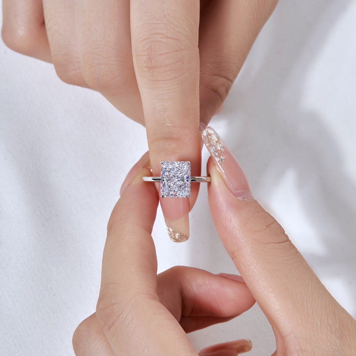 [ELAN LUXE]4.0 Carat Ornate Enchanting Radiand Cut Banquet Ring
