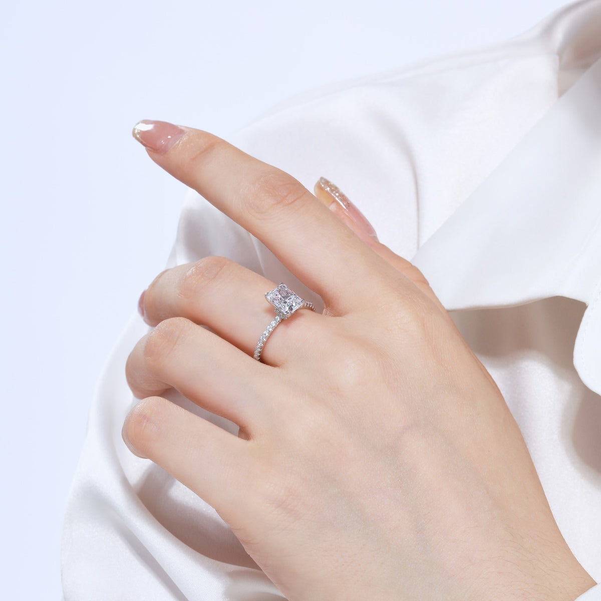 [ELAN LUXE]2.0 Carat Dazzling Sparkling Radiant Cut Party Ring