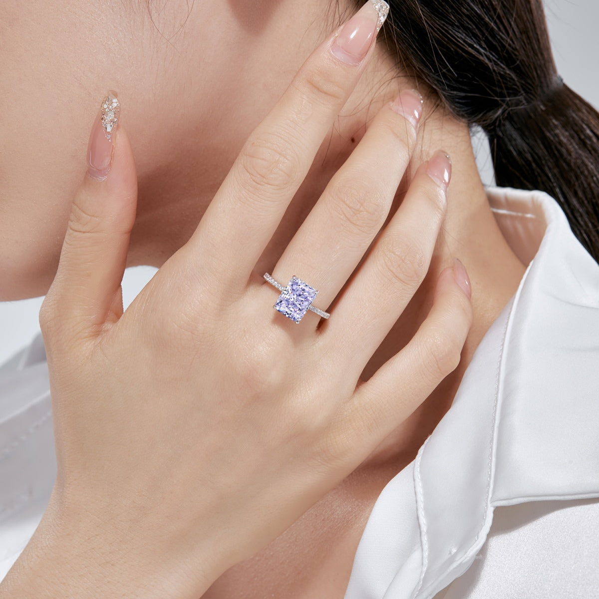 [ELAN LUXE]4.0 Carat Luxurious Engagement Ring
