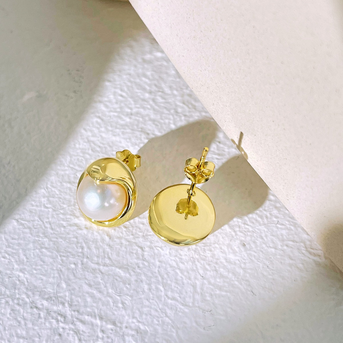 [ELAN LUXE]Dainty Bread Pearl Earrings