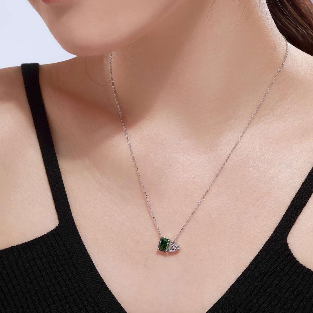 [ELAN LUXE]Dazzling Square & Heart Shape Necklace