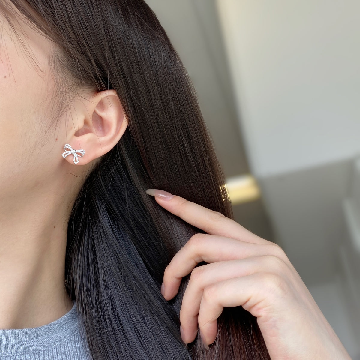 [ELAN LUXE]Dainty Bow Shape Earrings