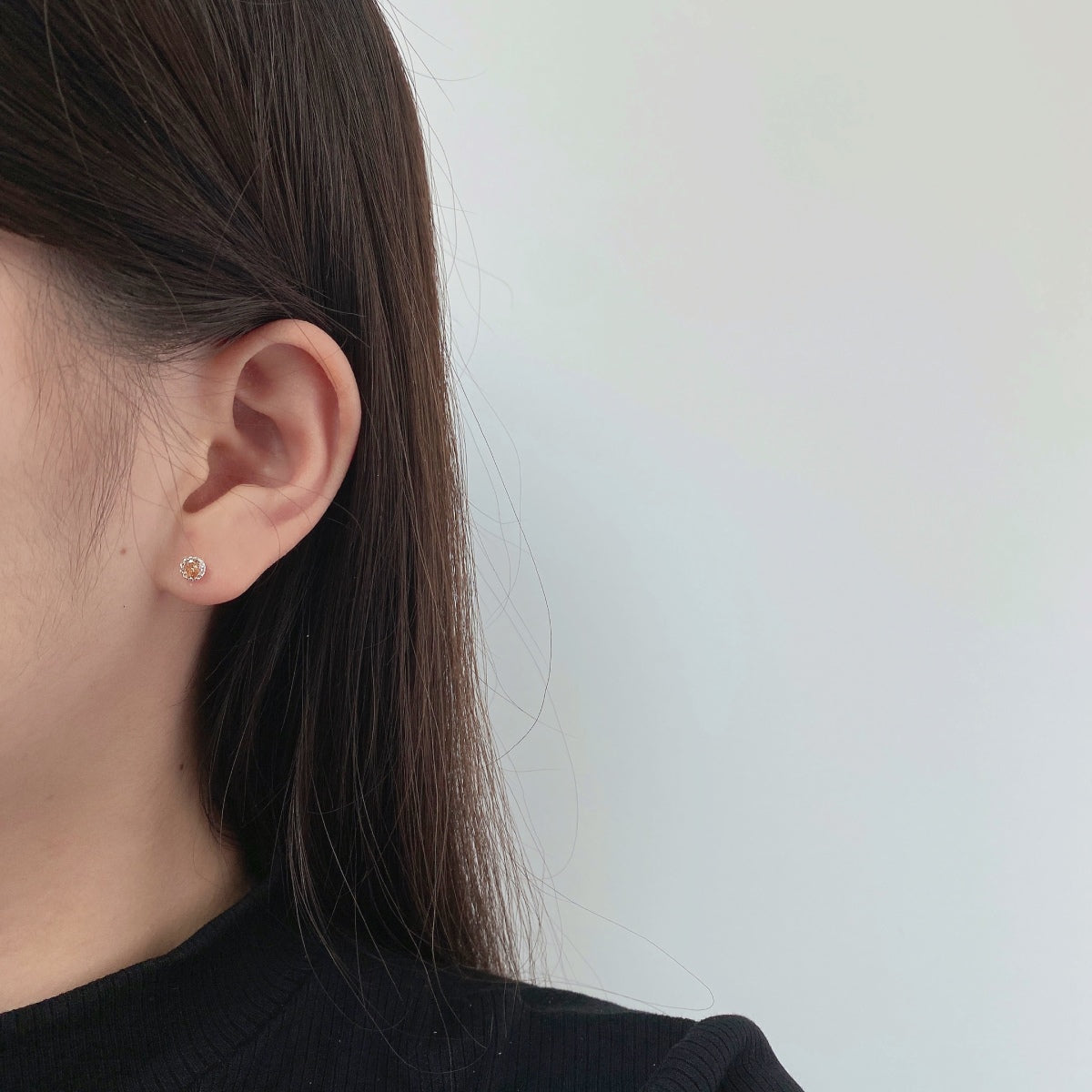 [ELAN LUXE]Sparkling Colorful Round Shape Earrings