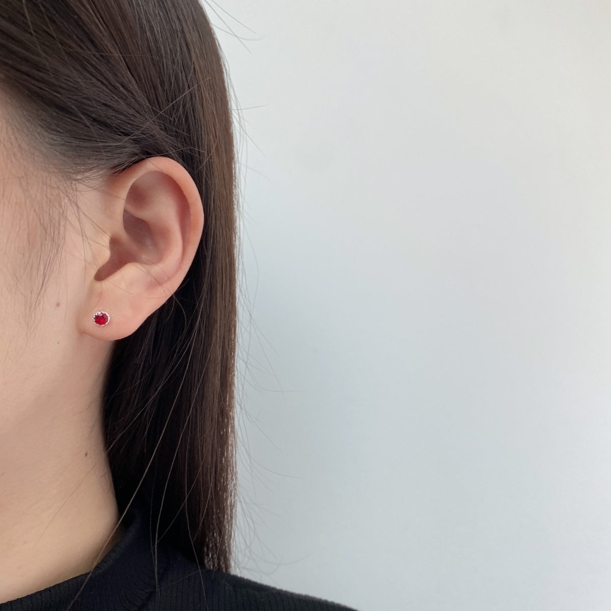 [ELAN LUXE]Sparkling Colorful Round Shape Earrings