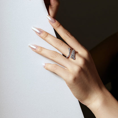 [ELAN LUXE]Unique Vivid Snake Shape Daily Ring