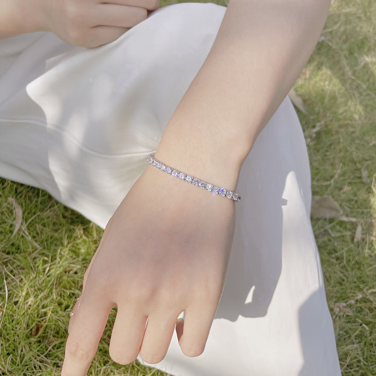 [ELAN LUXE]Radiant Colorful Round Cut Party Bracelet