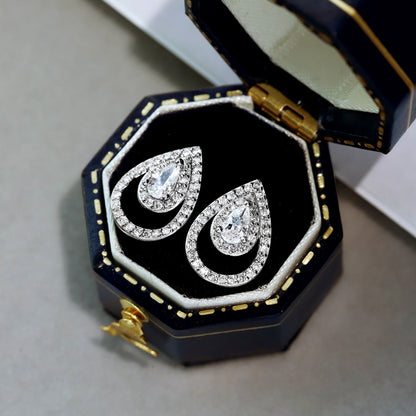[ELAN LUXE]Sparkling Delicate Water Drop Shape Daily Earrings