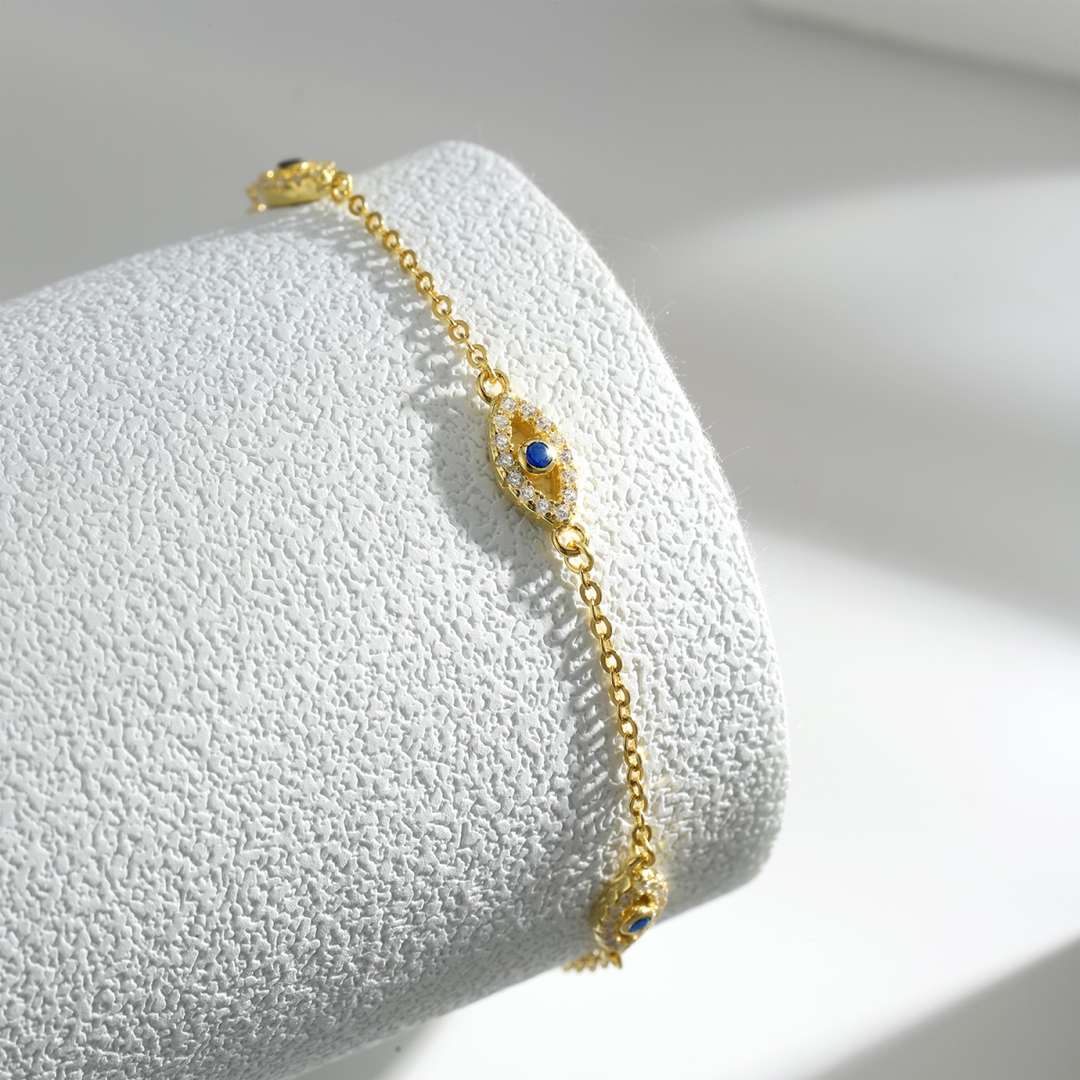 [ELAN LUXE]Evil Eye Shape Pendent Necklace