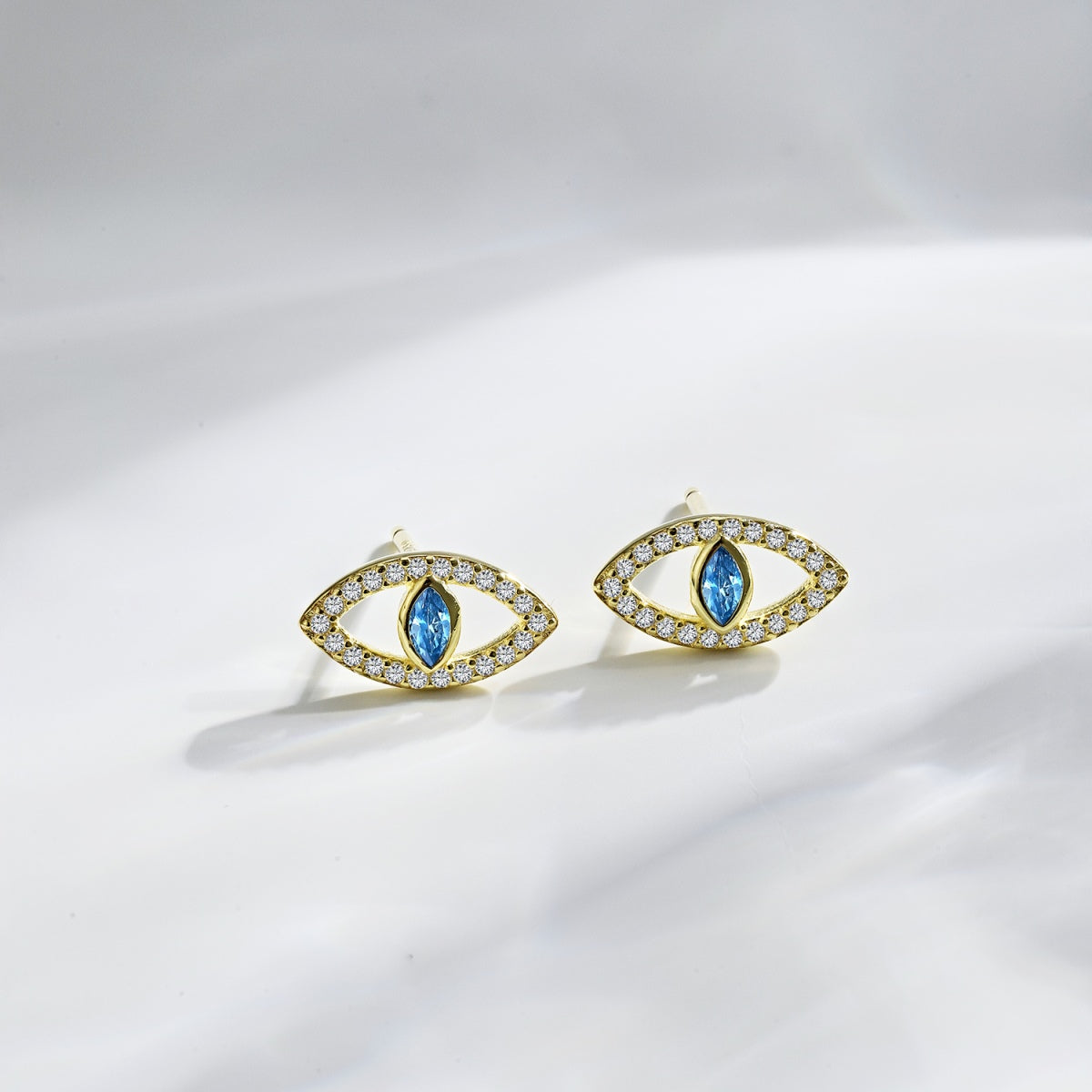 [ELAN LUXE]Blue Devil Eyes Hollow Stud Earrings