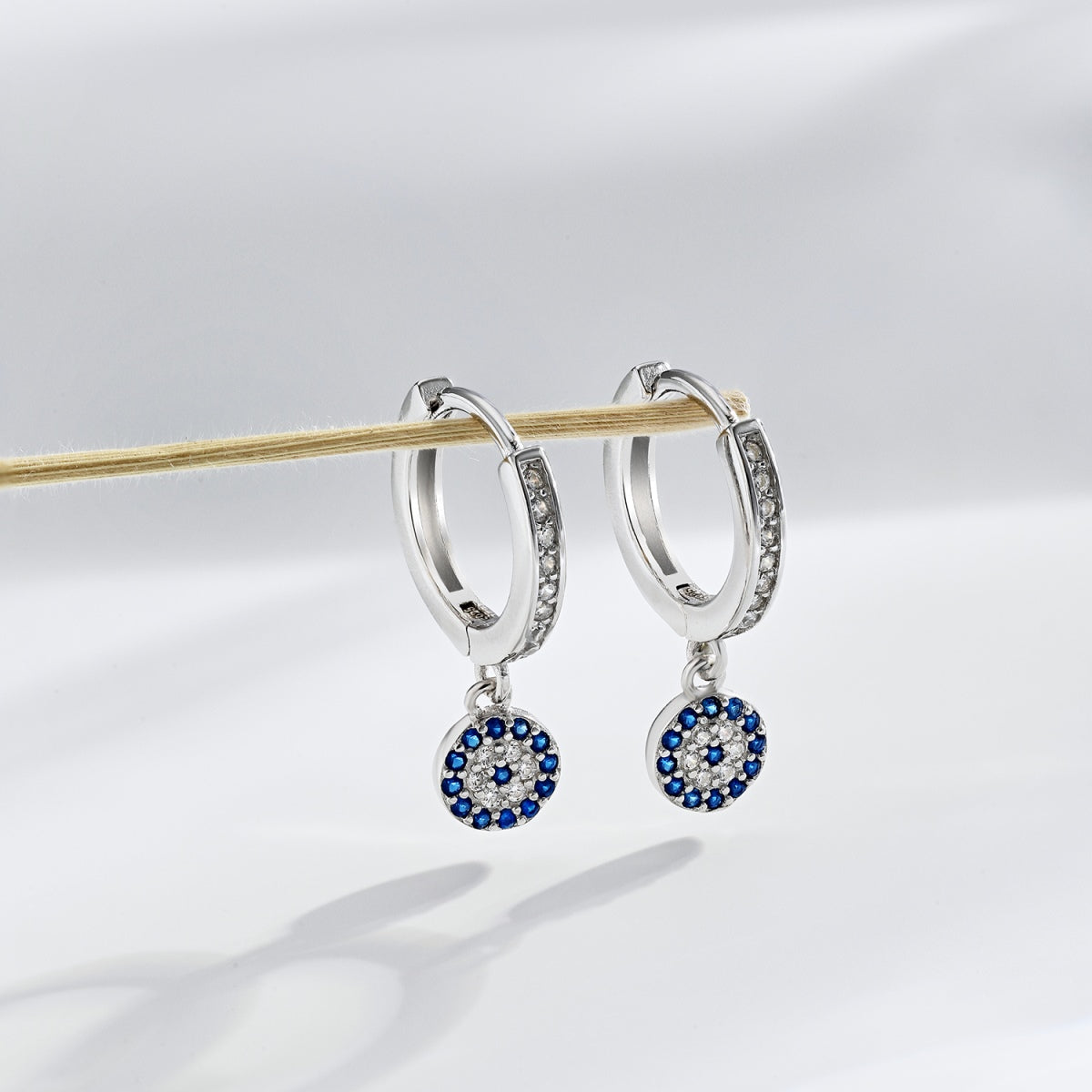 [ELAN LUXE]Unique Devil Eye Earrings
