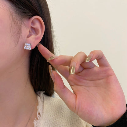 [ELAN LUXE]Delicate Square Shape Earrings