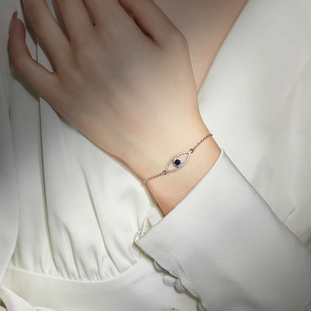 [ELAN LUXE]Devil's Eye Hollow Design Bracelet