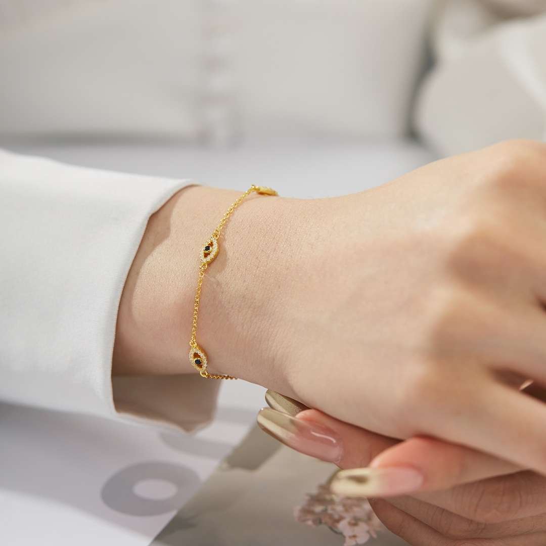 [ELAN LUXE]Evil Eye Shape Pendent Necklace